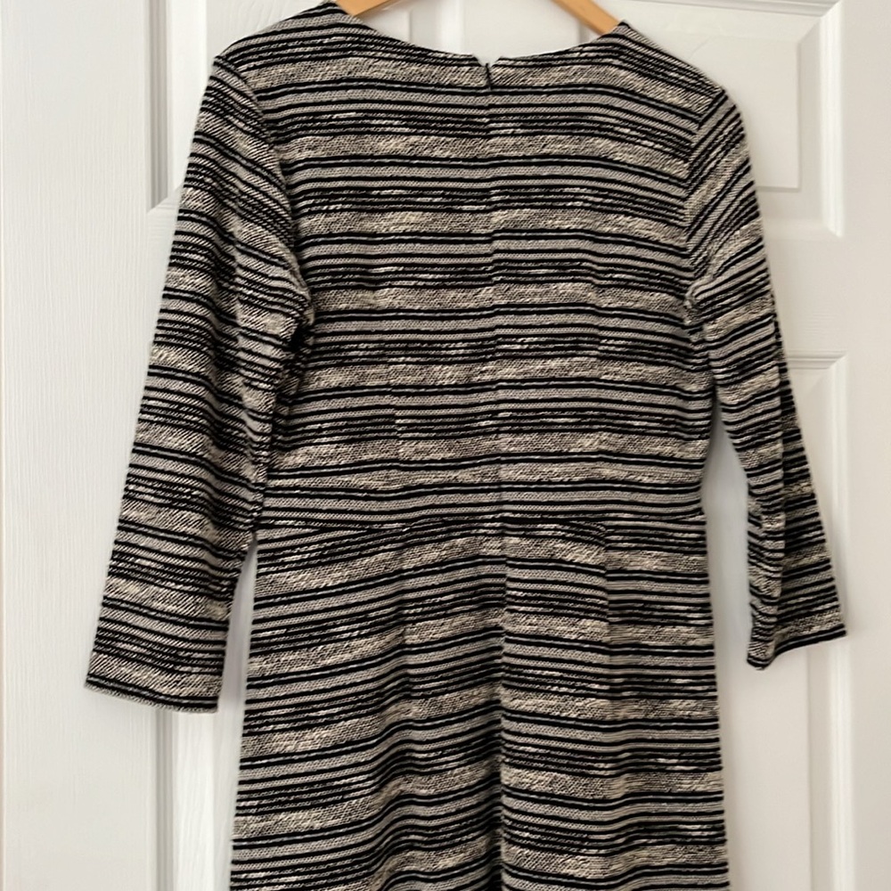 LOFT DRESS. - Picture 2 of 8